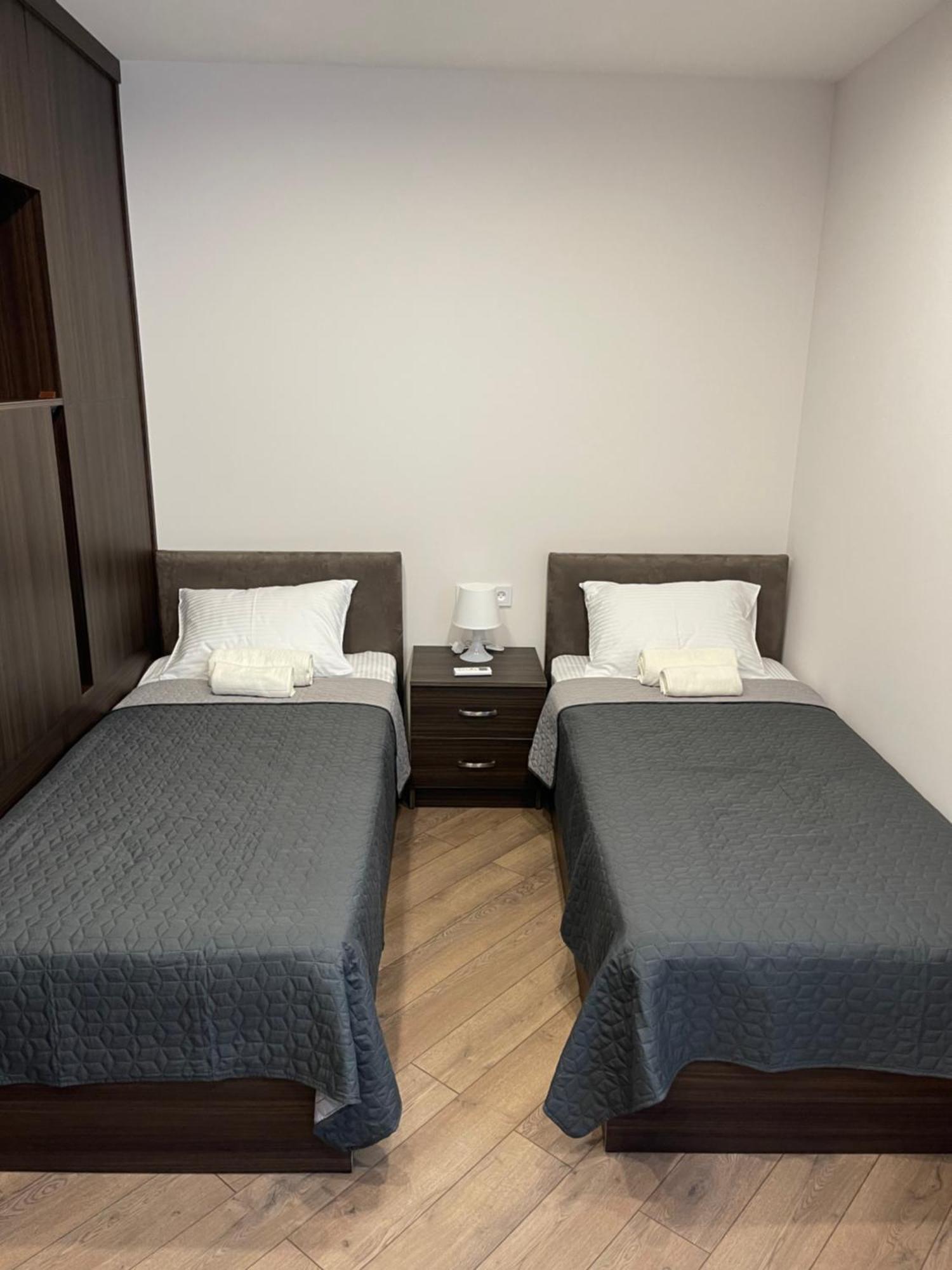 Yerevan Downtown Luxe Apartment Bagian luar foto