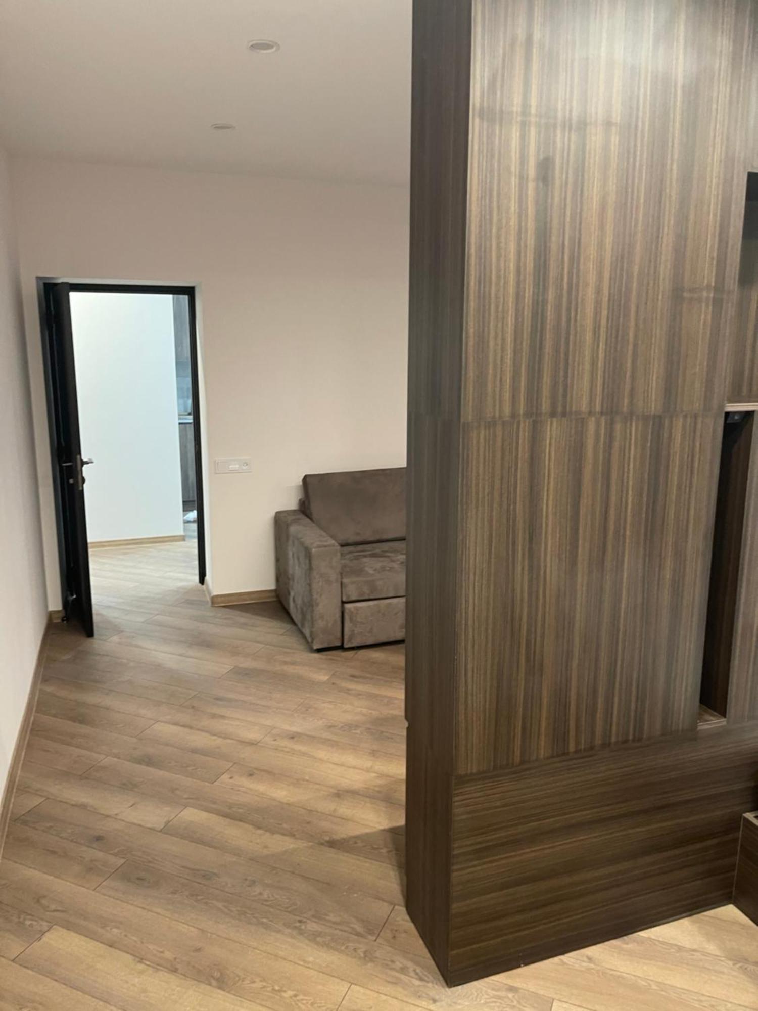 Yerevan Downtown Luxe Apartment Bagian luar foto