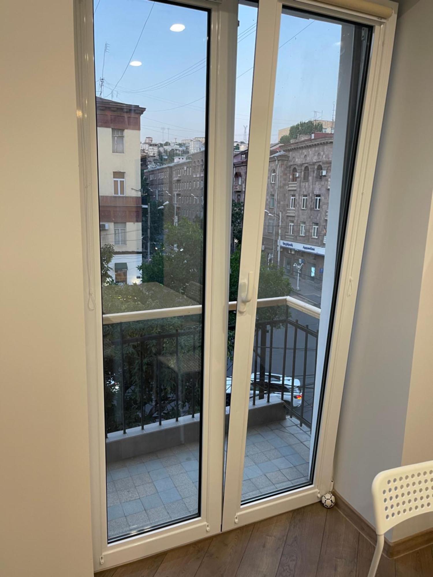 Yerevan Downtown Luxe Apartment Bagian luar foto